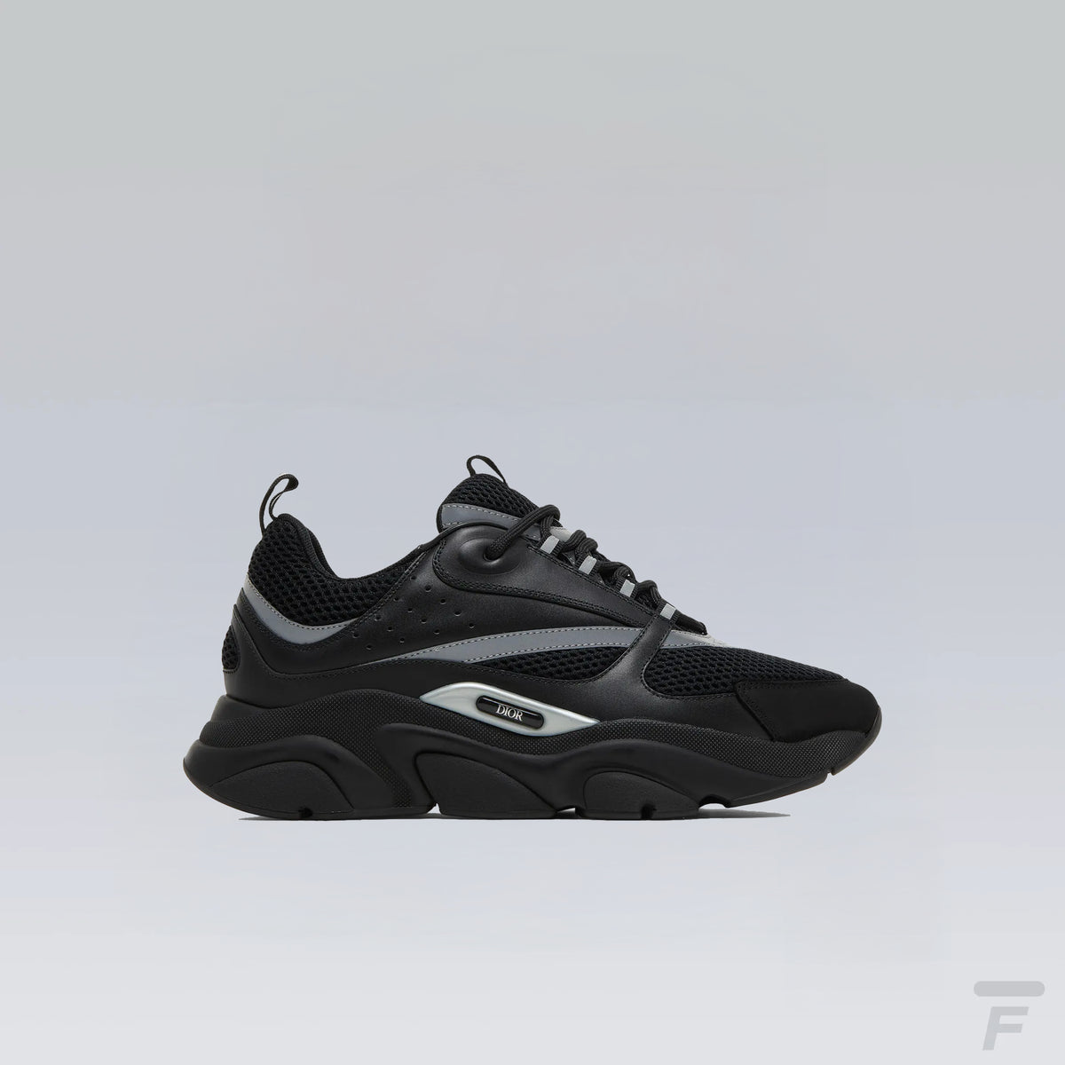 B22 Black Silver