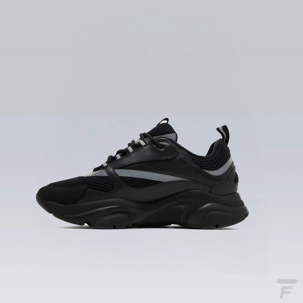 B22 Black Silver